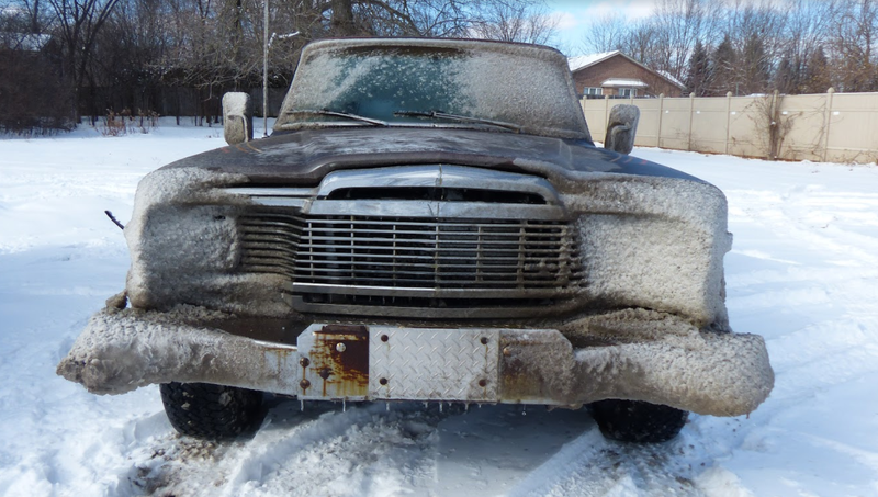 Illustration for article titled Towing An Old Jeep Through An Ice Storm With A 707 HP Jeep Grand Cherokee Trackhawk Was Truly Terrifying